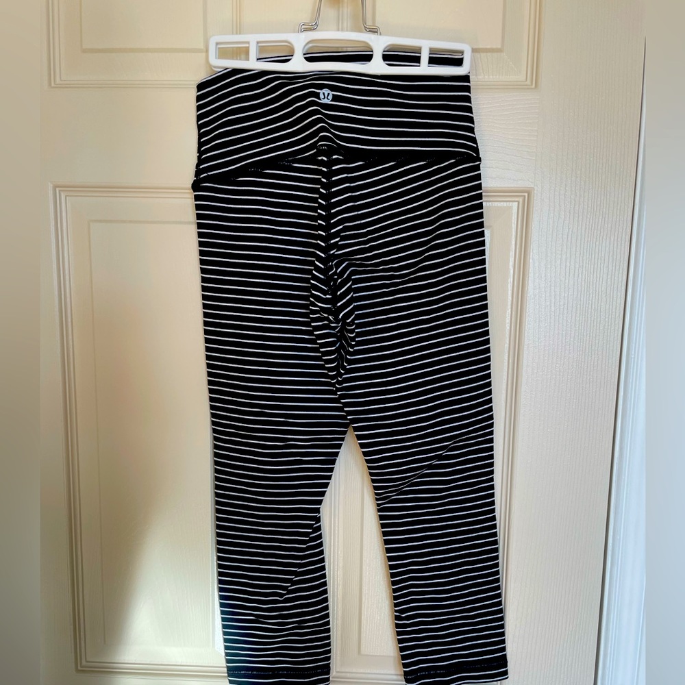 Lululemon crop Leggings